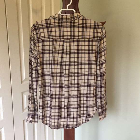 Aritzia Golden by TNA Plaid button up shirt - Picture 2 of 6